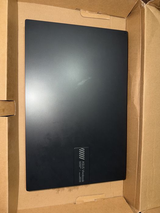 Vând ASUS Vivobook Go 15 L1504FA