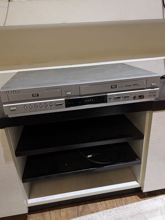 Samsung dvd and vhs