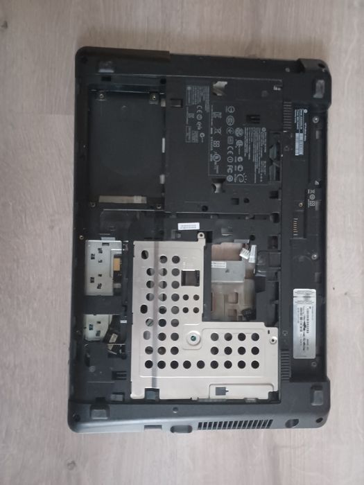 Vand Palmrest si bottom case hp4540s carcasa