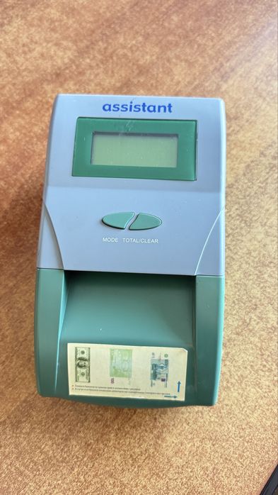 Продам портативный детектор банкнот Assistant 450
