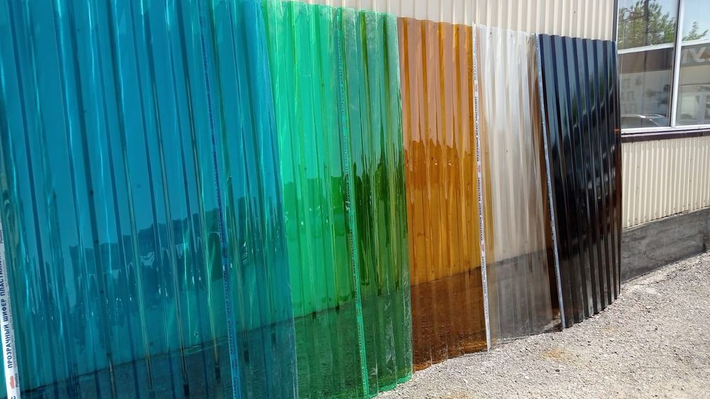 Монолитный 6метровый усиленный профилированный цветной поликарбонат"Ко