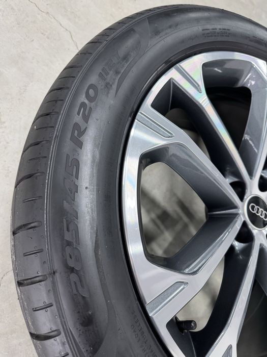 Jante Audi Q7 SQ7 R20 Originale M4 Pirelli de vara 2024 Noi