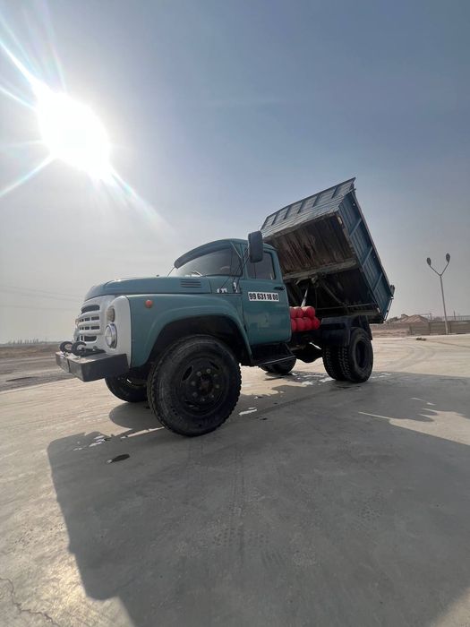 Зил сотилади 1978 йил