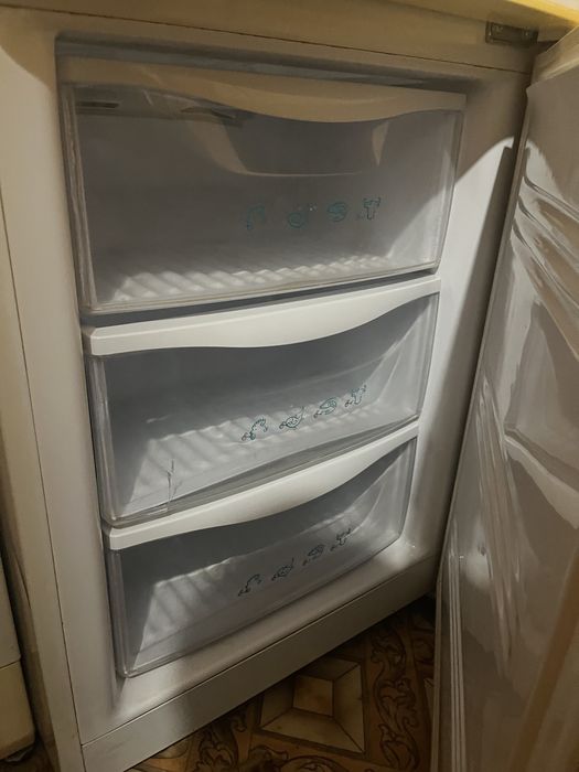 Холодильник на запчасти