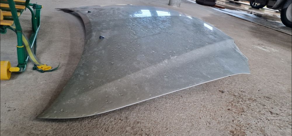 Продам капот от RX 300