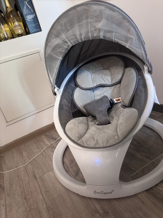 EvoSmart Baby Swing - Confort premium pentru bebelușul tău!