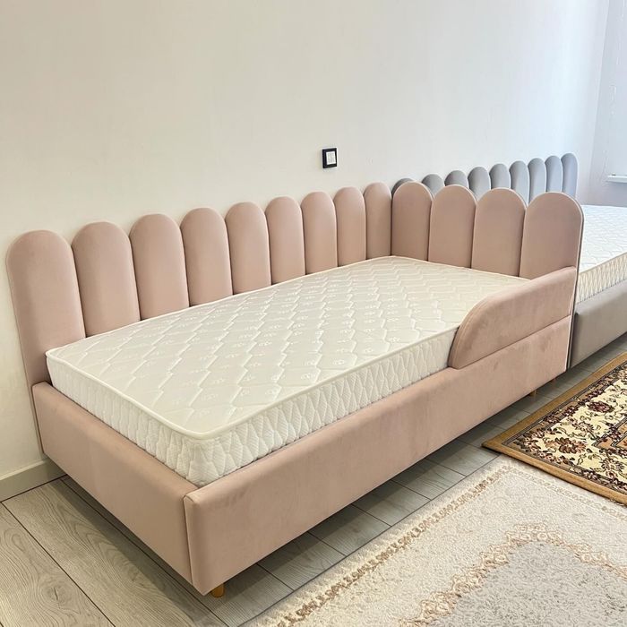 Детская мягкая кровать