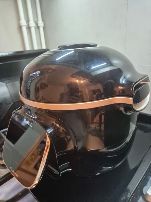 Multicooker inteligent cu gătire sub presiune Tefal Cook4me Touch CY912831 cu conexiune WiFi