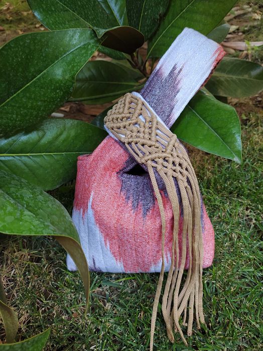 Сумка ручной работы в технике макраме, икат.