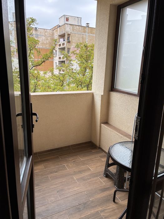 Продава се Тристаен апартамент в Пловдив, Тракия - 56 кв.м за 2409 €/кв.м - Снимка #1