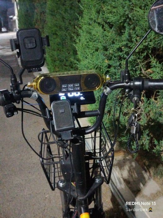 Elektro Skuter holati juda zor qowimcha funksiyalar bilan Juhozlangan