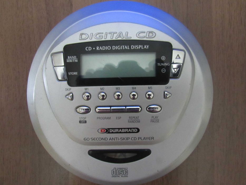 «Panasonic RX—CT990» и MW/FM Digital Radio CD player «DURABRAND CD—91»