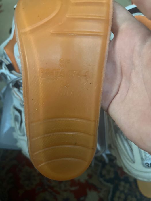 Продам баленсиага траки 1