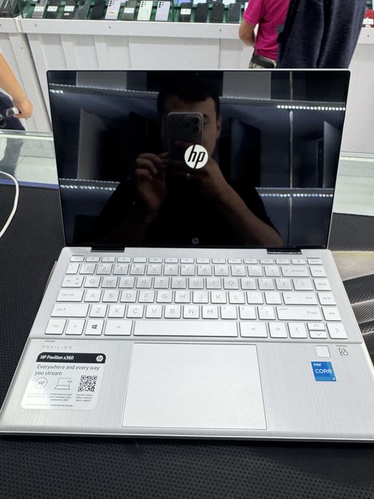 Hp i3-1124G4 8/256 14.0 FHD x360 Touch Screen
