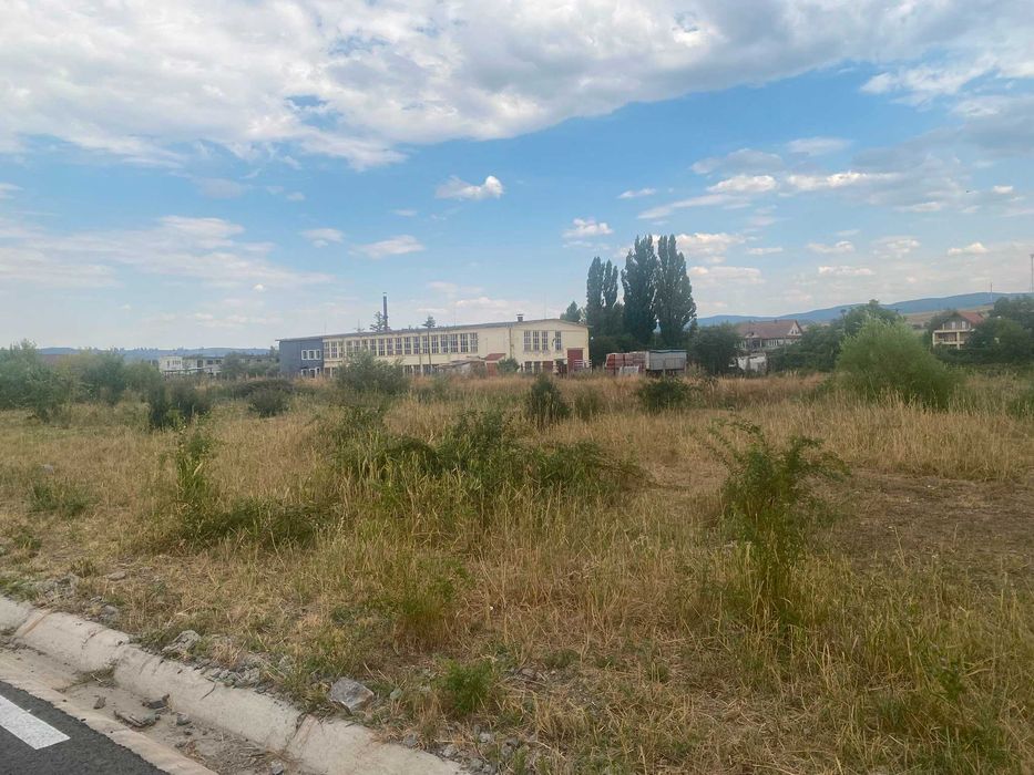 Teren intravilan Voivozi
