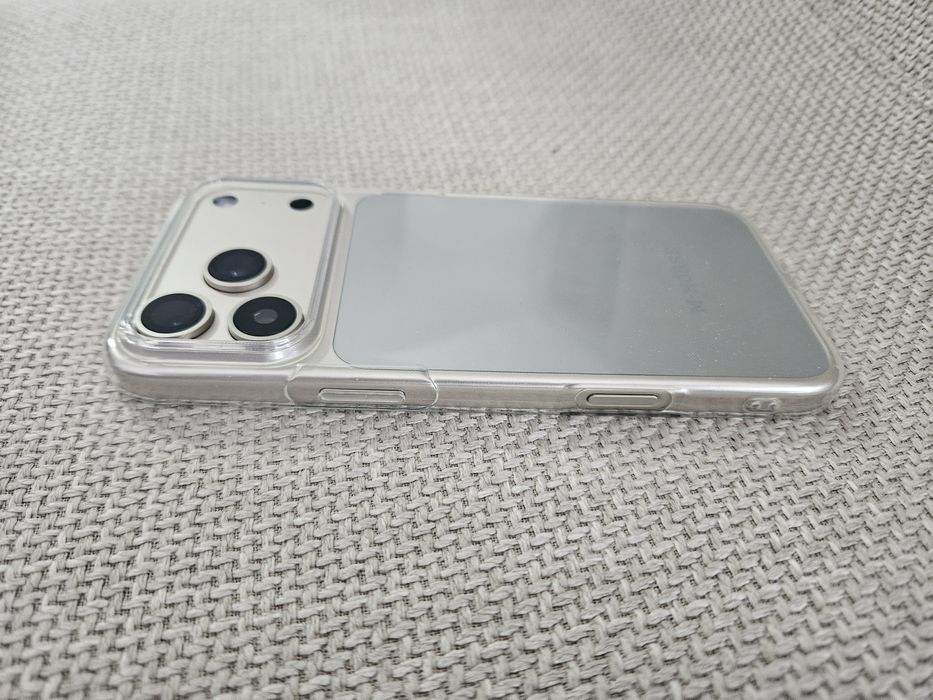 Iphone 17 pro max silver