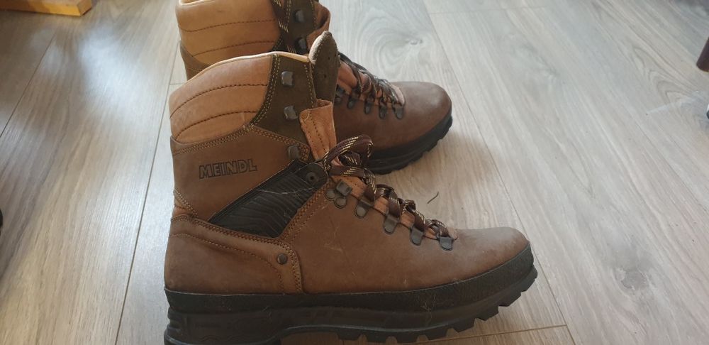 Bocanci Meidl  stare foarte bună