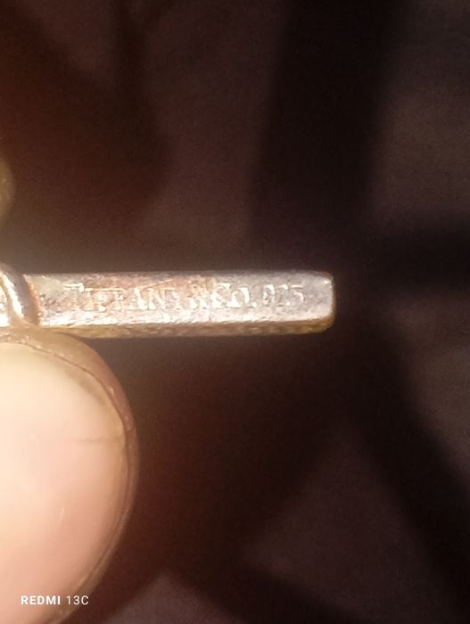 Продам серебренное кольцо и крестик