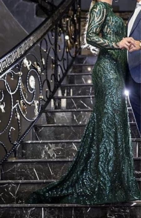 Дълга официална рокля