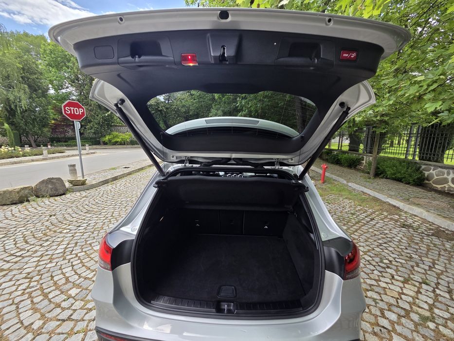 Продавам мерцедес GLA200
