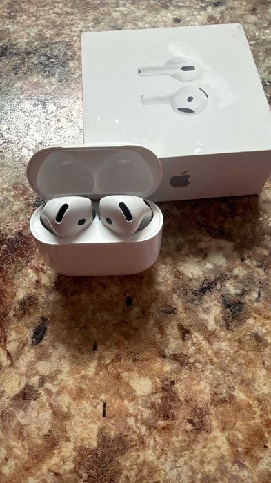 Apple AirPods 4 (ANC) 2025 new