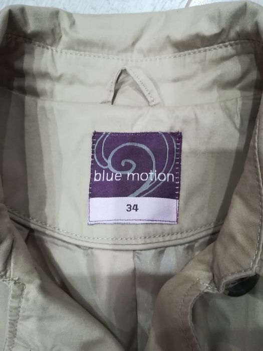 Тренчкот с двуредно закопчаване / размер:34/