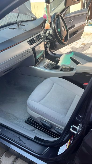 Bmw e90 in stare foarte buna