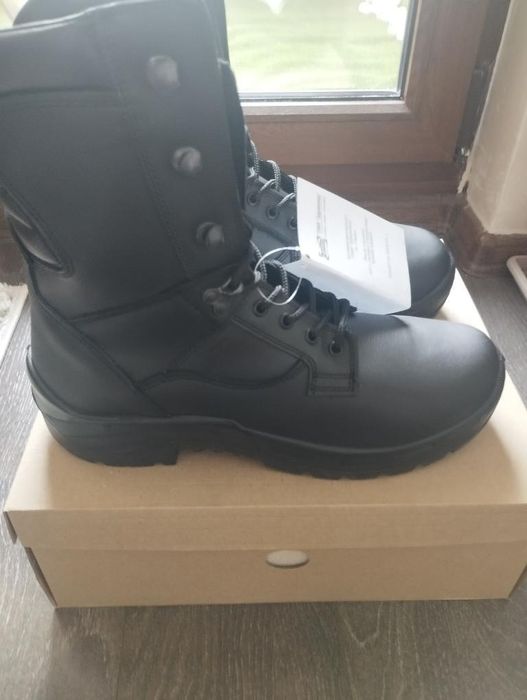 Зимни полицейски кубинки