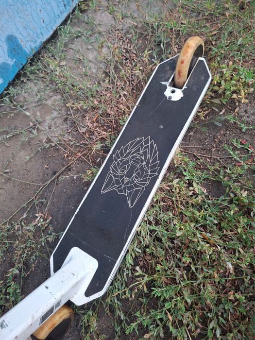 Трюковой самокат