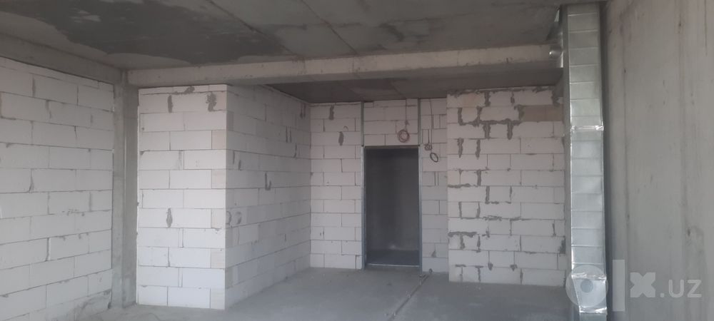 Tashkent, metro Olmos, Ahangaran shosse
