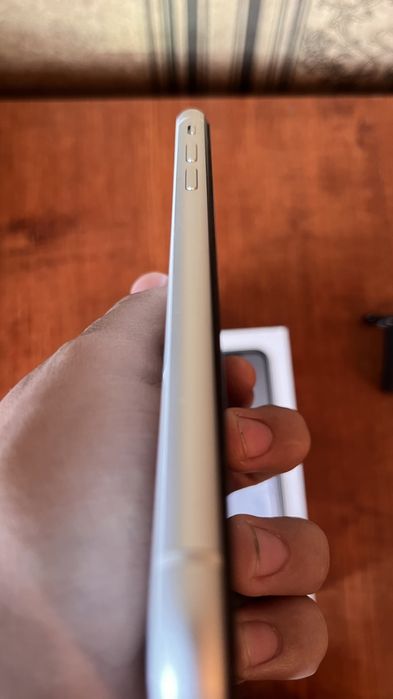 Смартфон Iphone xr / 64 gb Срочноо