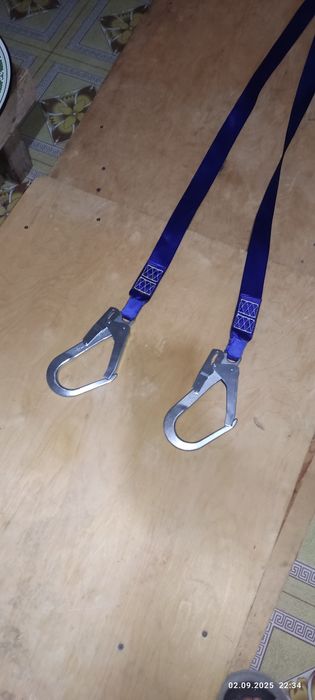 Страховой пояс для высотных работ