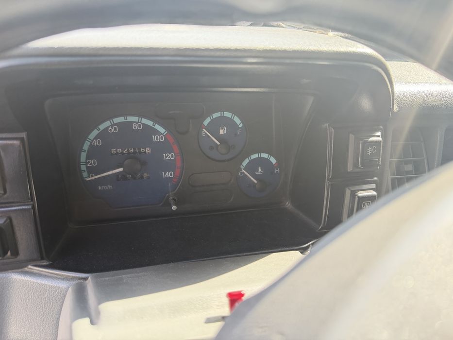 Damas 2016 год выпуска 680.000 км машина в идельном состаяние продаётс