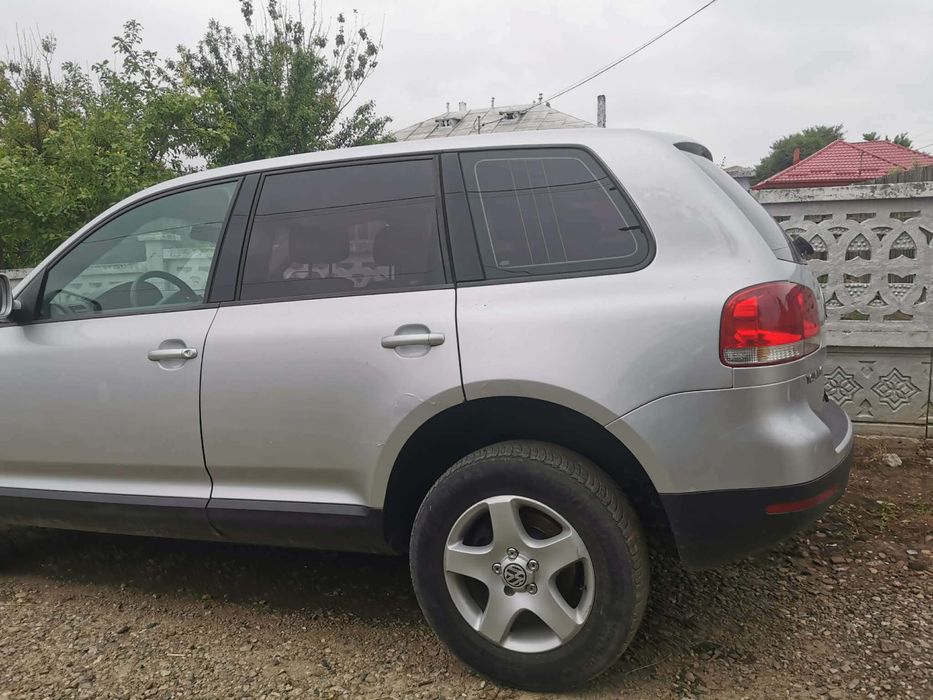 Vând Tuareg 2.5 manual disel 4x4 an 2004
