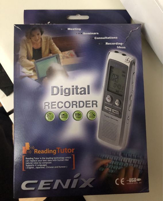 Диктофон новый.