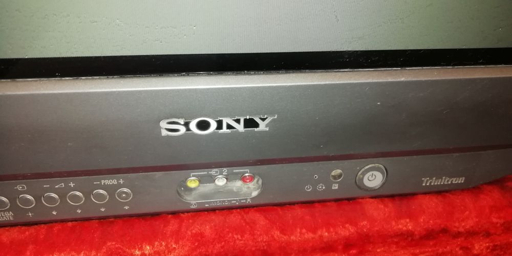 Продам телевизор sony