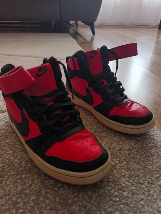 Nike Court Borough Mid 2 Roșu cu negru