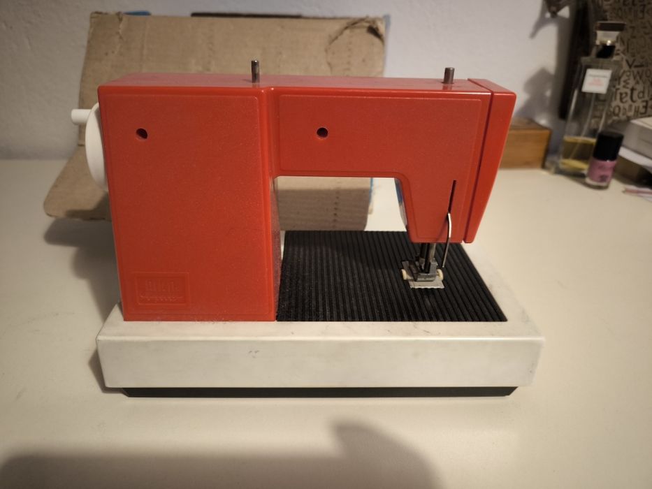 Шевна машина марка MIchaela