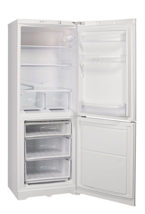 Холодильник indesit