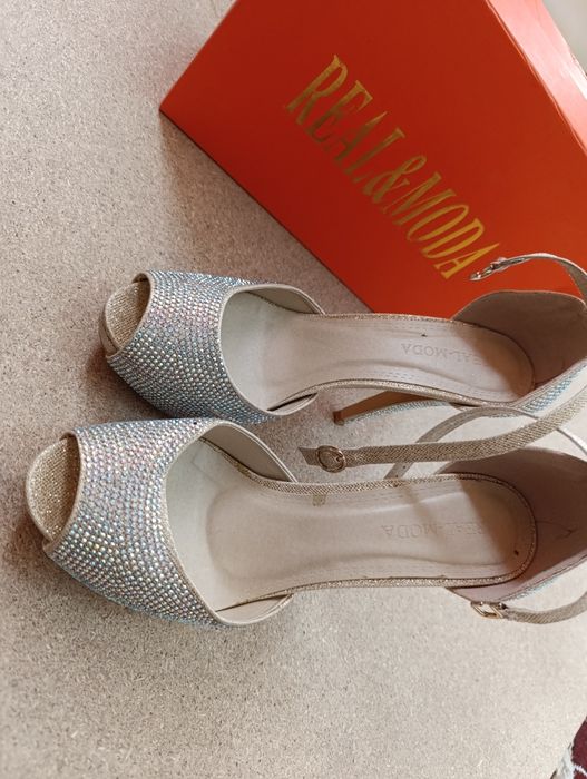 Готовы к выходу туфли 38размера