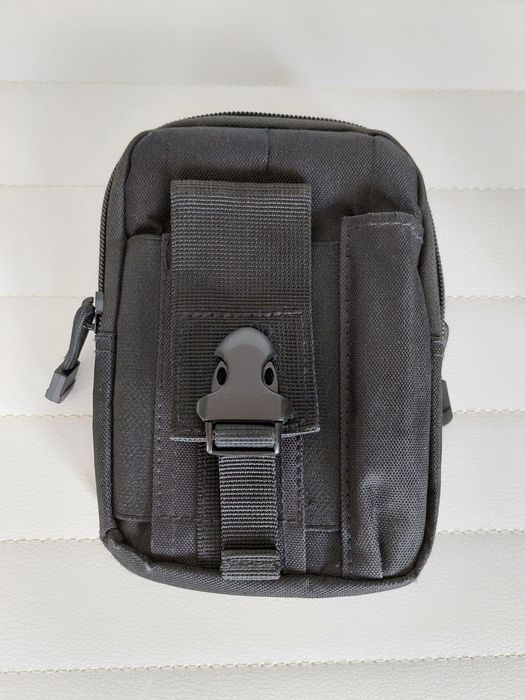 Borseta tactica, prindere Molle