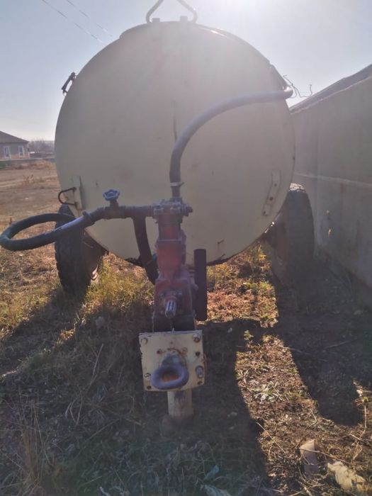 Продам бочку прицепную 3 куба