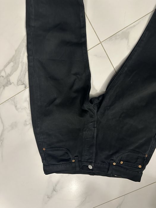 Пригинални мъжки дънки Levi’s размерут е 30,модел 501 най-предпочитан