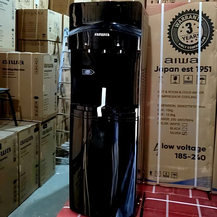 Кулер для воды Smile от японского бренда Aiwa,на фрионе