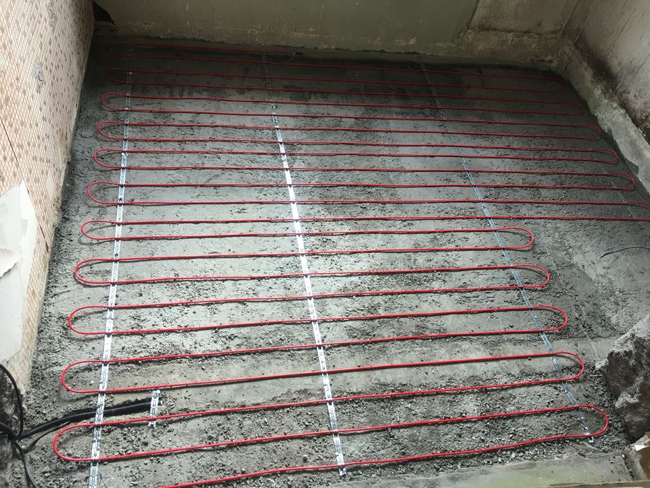 Topli pol elektrichski