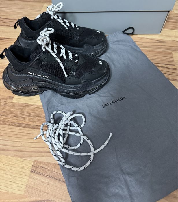 Balenciaga Triple S- Women / Originali