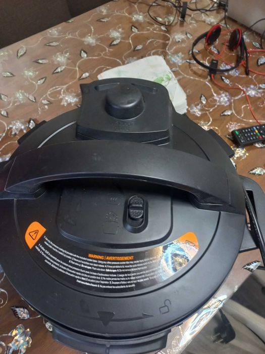 Уред за готвене Instant Pot