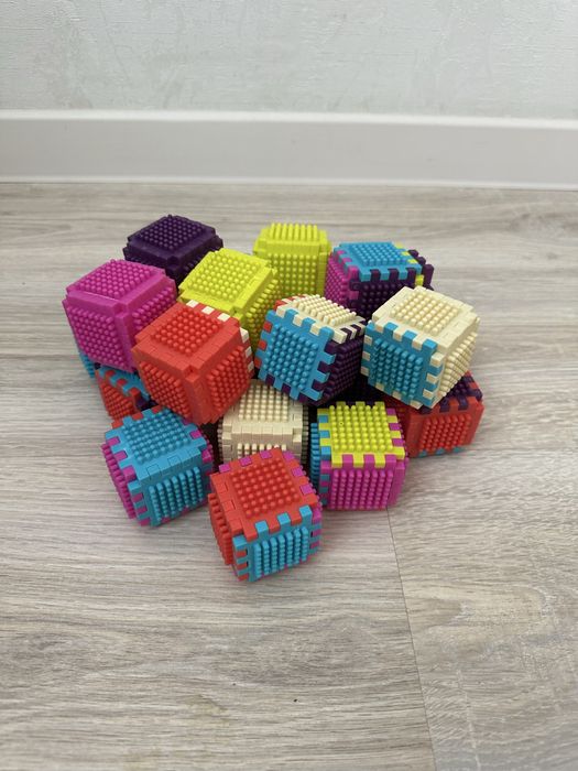 Продам детские игрушки
