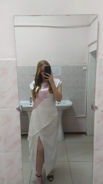 Продам платье на выпускной/вечернее
