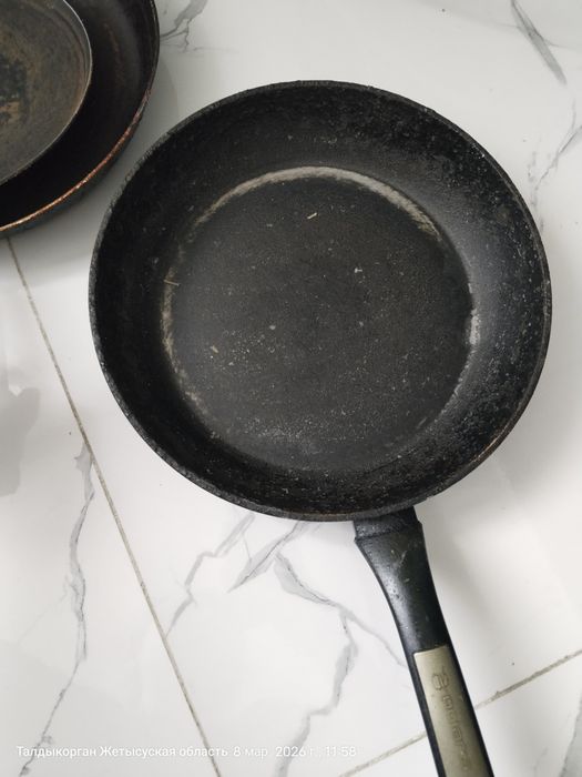 Сковродки 3 штуки